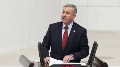 Selçuk Özdağ, Özgür Özel’e saldırı olayını değerlendirdi: Bu olay, ceza adalet sistemimizin ciddi biçimde sorgulanması gerektiğini göstermektedir