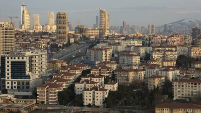 Deprem korkusu İstanbul'dan taşınmayı tetikler mi? 'Her üç çalışandan biri Marmara'dan gitmek istiyor'