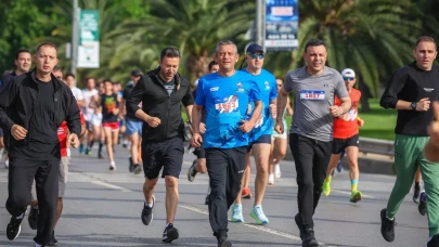 Özgür Özel: Ekrem Başkan için koştuk, Atatürk’ün peşinden koşanları hapsedemezsiniz