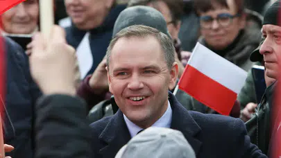 Polonya'da çekişmeli seçimin kazananı muhafazakar aday Karol Nawrocki oldu