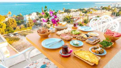 TasteAtlas'a göre dünyanın en lezzetli kahvaltısı Türk kahvaltısı seçildi