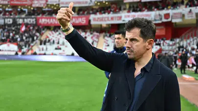 Antalyaspor'da ani veda: Emre Belözoğlu takımdan ayrıldığını açıkladı