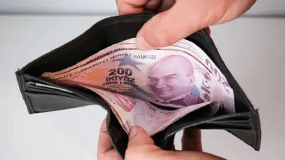 DİSK: Asgari ücrete Temmuz 2025'te zam şart