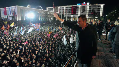 Özgür Özel’den Saraçhane çağrısı: “Demokrasi ve adaletin 100 karasında ve darbenin 100. kara gününde buluşuyoruz”