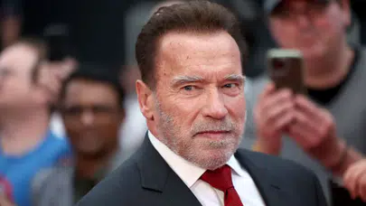 Arnold Schwarzenegger en çok kazancı 'İkizler' filminden elde ettiğini açıkladı