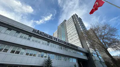 Yeni açıklanan HSK kararnamesine göre 4 bin 36 hakim ve savcının görev yeri değiştirildi