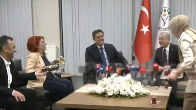 MHP-DEM bayramlaşmasında 'demli çay' esprisi damga vurdu