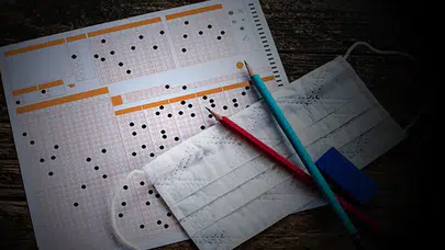 2025 YKS Sınavında Yasak Olan Eşyalar Hangileri? Gerekli Belgeler ÖSYM Tarafından Açıklandı