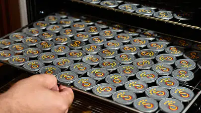 Galatasaray'ın şampiyonluğu için hatıra parası basılıyor