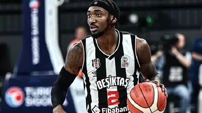 Beşiktaş Fibabanka Anadolu Efes'i deplasmanda yıktı: Seri son maça uzadı!