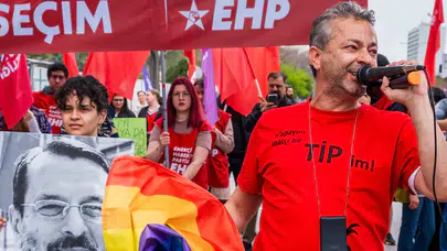 İrfan Değirmenci: Gay olduğumu açıkladıktan sonra cesaretimden dolayı tebrik edenler oldu