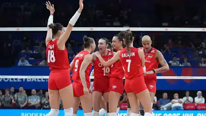 Filenin Sultanları fırtına gibi: Dominik Cumhuriyeti’ni 3-0 mağlup etti