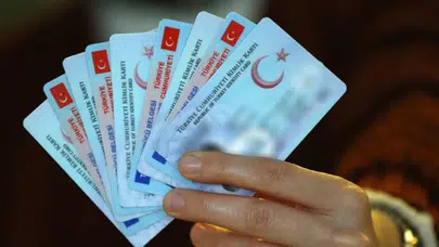 Eski sürücü belgelerinin yenilenmesinde son tarih 31 Temmuz: Ücretler ağustosta katlanıyor