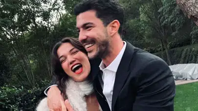 Pınar Deniz ilk kez oğlunun yüzünü gösterdi: İyi ki babamız