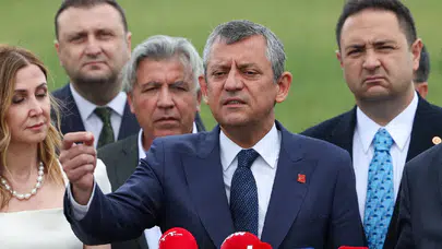 Özgür Özel Silivri'den İmamoğlu'nun mesajını verdi: Bütün yükü sırtıma almaya razıyım