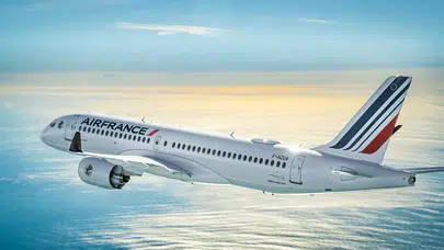 Fransa'da grev sebebiyle uçuşlar iptal ediliyor