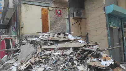 Beyoğlu'ndaki patlamanın verdiği hasar gün ağarınca ortaya çıktı