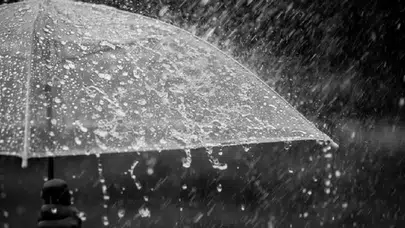 İstanbul’a serin haber: Gök gürültülü sağanak yolda!