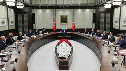 İddia: Cumhurbaşkanı Erdoğan bu akşam bazı bakanlara veda yemeği düzenleyecek