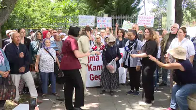 Meclis önünde açıklama yapan Muğlalı köylüler: Zeytinin kıymetini bilmeyen, bir ağaç yetiştirmeyen insanların söz hakkı olmasın!