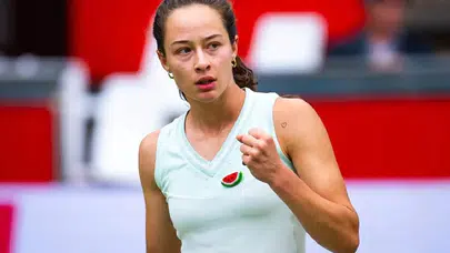 Zeynep Sönmez, Wimbledon'da çiftlerde de ikinci tura yükseldi