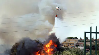 Sicilya’da orman yangınları korkutuyor: 50’den fazla yangın, evler tahliye edildi