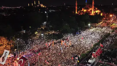 Reuters, CHP’nin Saraçhane mitingini canlı yayınladı