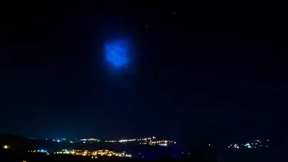 Kayseri ve çevre illerde görülen mavi ışıklı cisim paniğe yol açtı