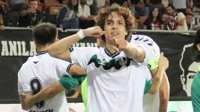 Emre Demir yeniden Sakaryaspor’da: Fenerbahçe satın alma opsiyonunu da verdi