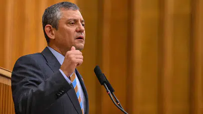 Belediye başkanlarının gözaltına alınmasının ardından Özgür Özel, MYK'yı topluyor!