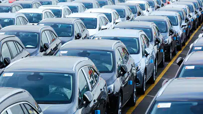 Otomobil satışları yıllık bazda yüzde 11 artarak rekor kırdı