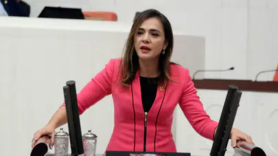 CHP'li Gamze Akkuş İlgezdi trafik kazası geçirdi