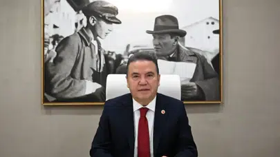 Muhittin Böcek yeniden hastaneye kaldırıldı