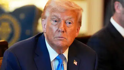 Donald Trump, Kanada mallarına yüzde 35 gümrük vergisi uygulanacağını açıkladı