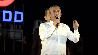 Özgür Özel, Cumhurbaşkanı Erdoğan'a Adana'dan meydan okudu: Seni yüzde 29’la orada oturtmam