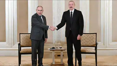 Aliyev ve Paşinyan Abu Dabi'de barış görüşmeleri için bir araya geldi