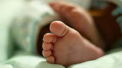 30 yıl dondurulmuş embriyodan doğdu: Tıp tarihine geçti