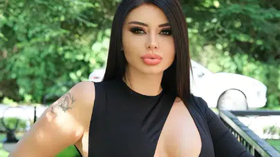 Bodrum'daki mekanları dert edinen Ebru Polat'a tepki yağdı: Dün 10 kişi orman yangınında şehit oldu