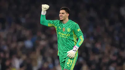 Galatasaray Manchester City'nin kalecisi Ederson'a resmi teklif yaptı