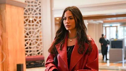 Eşref Rüya'nın Nisan'ı Demet Özdemir’den tatil pozları: Sosyal medyada beğeni yağmuruna tutuldu