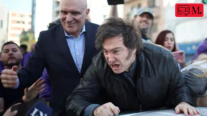 Arjantin Devlet Başkanı Milei’nin seçim konvoyuna taşlı saldırı gerçekleştirildi