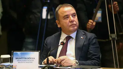 Antalya Büyükşehir Belediye Başkanı Muhittin Böcek’ten cezaevinden mektup: Nefes alamıyorum, ama ümitsiz değilim