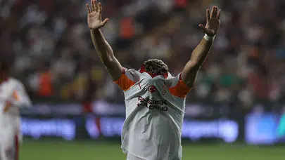 Barış Alper’den Harry Kewell’a jest: Penaltı golü sonrası unutulmaz sevinç