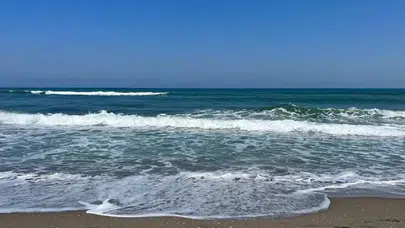 Olumsuz hava koşulları nedeniyle bazı illerde denize girmek yasaklandı