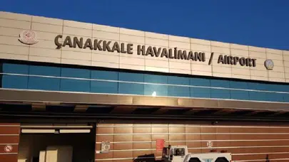 Çanakkale Havalimanı, orman yangını nedeniyle uçuşlara kapatıldı