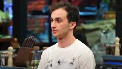 MasterChef İhsan Yiğit Uçak kimdir? Kaç yaşında ve nereli? MasterChef 2025 ana kadro yarışmacısı İhsan Yiğit Uçak hangi takımlı?