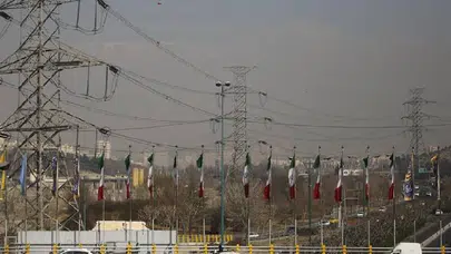 Tahran’da enerji tasarrufu krizi: 110 kamu kurumunun elektriği kesildi