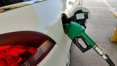 Benzinin ardından motorine de zam geliyor