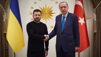 Cumhurbaşkanı Erdoğan, Zelenski ile görüştü: “Türkiye barış için hazır”