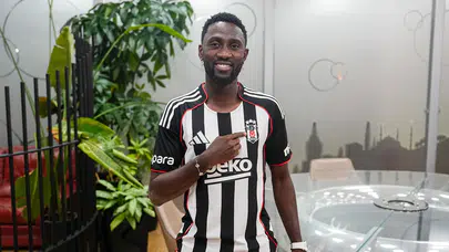 Beşiktaş'ın yeni yıldız orta sahası Ndidi: Formayı giymeden önce armayı öptüm